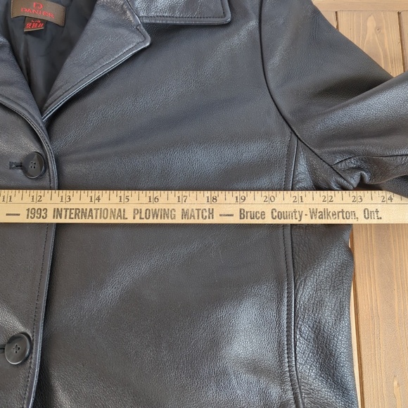 Danier Women’s Black Leather Oversized Jacket with Zip-out Winter Lining SZ L - Picture 5 of 14